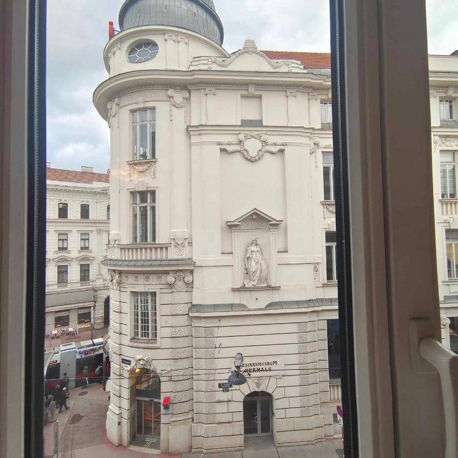 Large 4 Room Apartment In The Center Of Viena Exterior foto