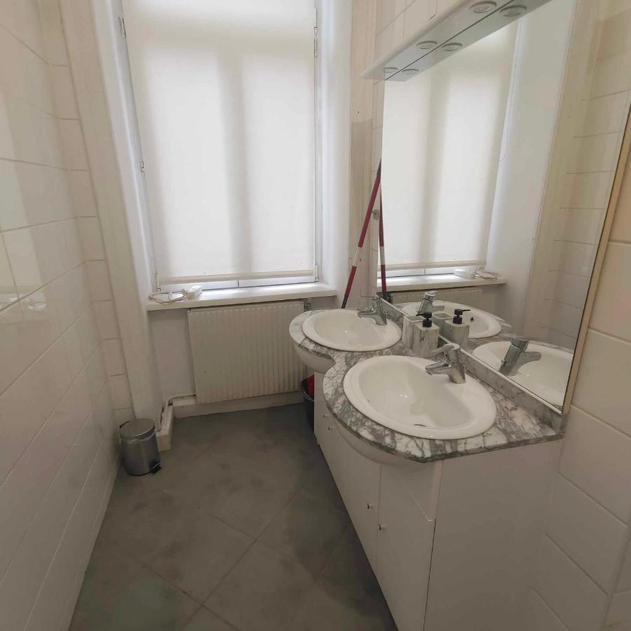 Large 4 Room Apartment In The Center Of Viena Exterior foto